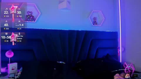 carla online show from April 10, 2:06 am