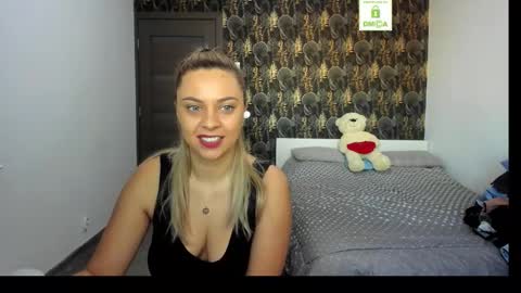 CarlaStaceFun online show from February 3, 6:40 am