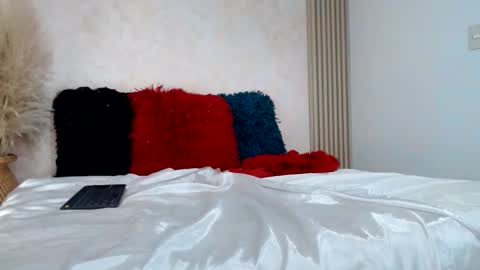 Snapshot of carly_lopez chatting on October 29, 9:06 pm carly_lopez online show from October 29, 9:06 pm