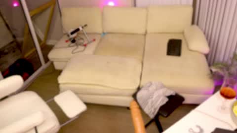 Carmen Cash online show from March 26, 2:14 am