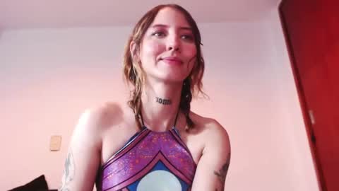 carmennrusso online show from February 14, 3:43 am