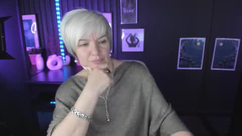 Carmen online show from October 24, 9:11 pm