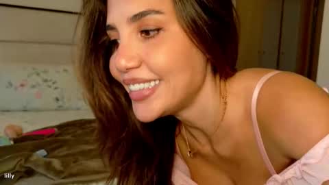 Your fav goddess online show from December 5, 4:45 am