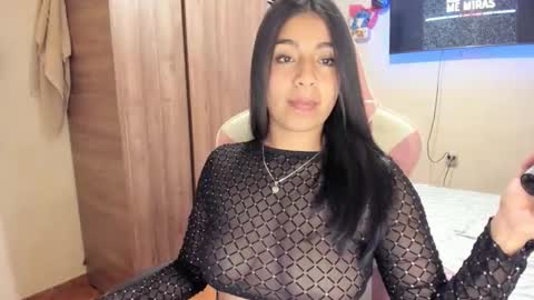 carol gomez73 online show from March 26, 5:09 am