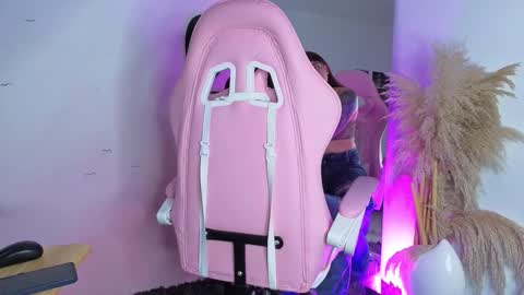 Snapshot of carolay759687 chatting on September 9, 3:28 am carolay759687 online show from September 9, 3:28 am