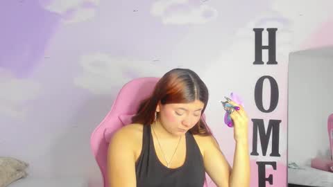 Snapshot of carolay759687 chatting on March 5, 2:57 am carolay759687 online show from March 5, 2:57 am