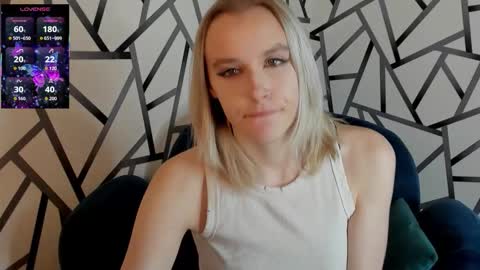 Carol online show from December 5, 9:32 am