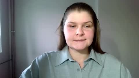 Caroline online show from February 10, 3:21 pm