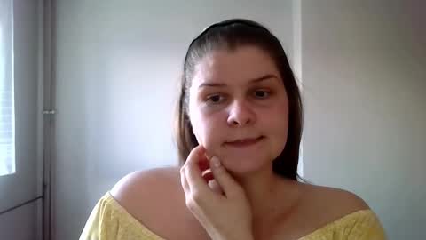 Caroline online show from March 3, 2:53 pm