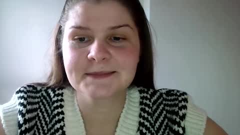 Caroline online show from January 28, 2:42 pm