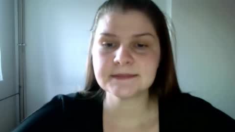 Caroline online show from February 4, 2:53 pm