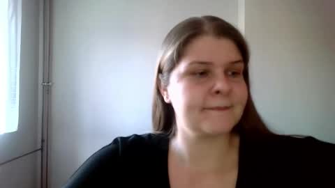 Caroline online show from March 4, 2:42 pm