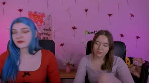 casey_meow_ online show from March 26, 12:40 pm