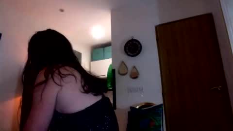 Cassandra BCBG online show from November 14, 5:07 am