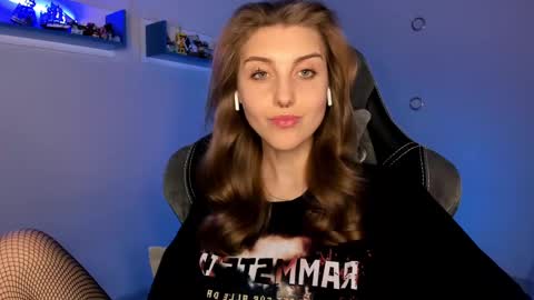 Seductress Cassia  FINDOM AND SADISM  NO NUDE online show from February 21, 7:54 pm