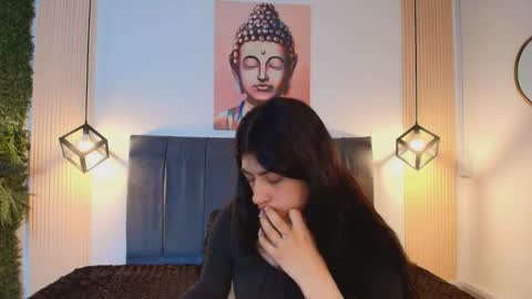 cassie_bloom online show from December 4, 9:48 pm