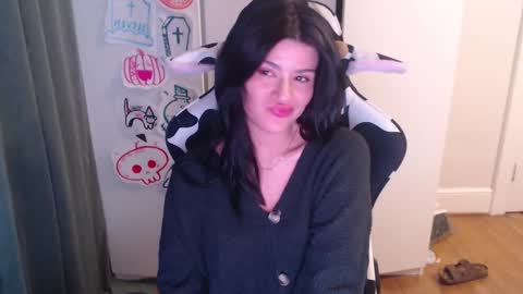 cassiealvarez online show from October 28, 3:56 am