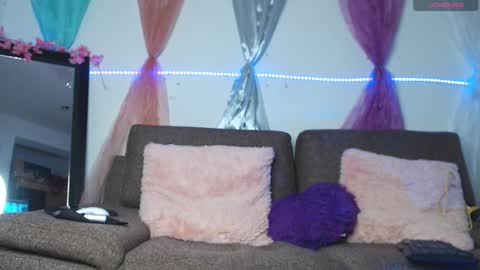 Snapshot of cata_robets chatting on September 9, 2:22 am cata online show from September 9, 2:22 am