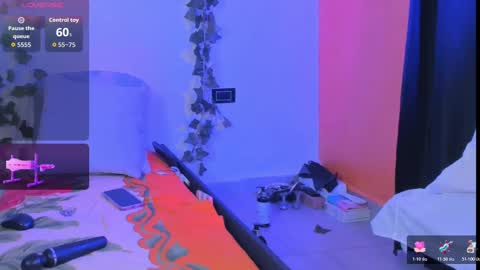 cataleya19__ online show from November 5, 9:47 am