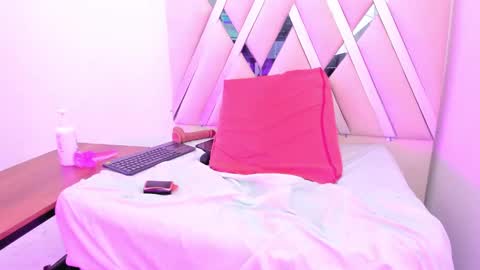 Cataleya online show from October 2, 6:18 am