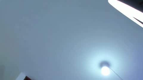 Catalina online show from April 11, 6:30 am