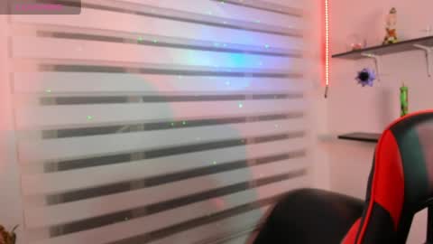 Catalina online show from April 19, 3:28 am