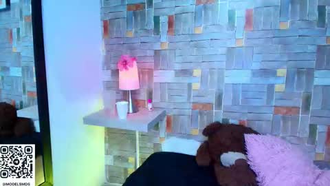 Catalina online show from November 20, 10:55 pm