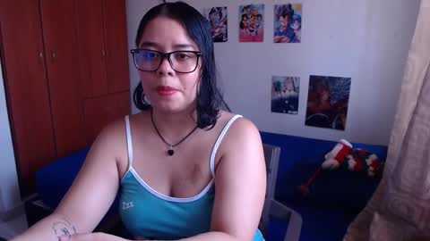 Snapshot of catalinaa_lovee chatting on September 13, 4:04 pm catalinaa_lovee online show from September 13, 4:04 pm