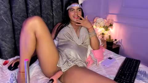 catalleya_f online show from March 24, 10:15 pm