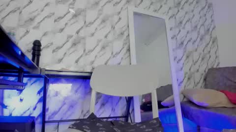 CATHA  make me happy online show from March 25, 7:06 pm