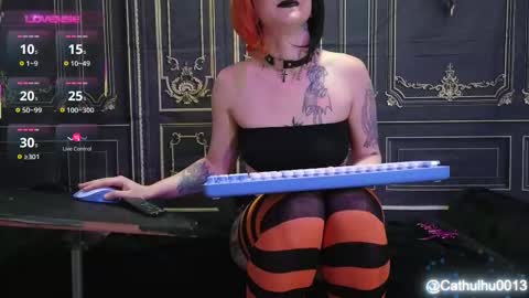 Cathulhu0013 online show from October 28, 5:41 pm