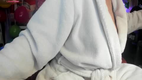 some call me djcatnips some call me CC but i love it when you call me miss catnips  online show from January 4, 4:22 pm