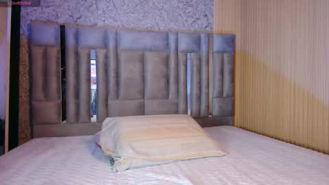 CATALEYA  online show from December 16, 12:55 pm