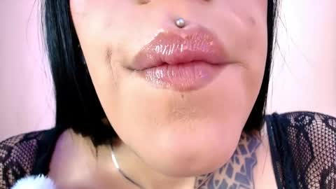 Cattleya online show from April 4, 5:39 am