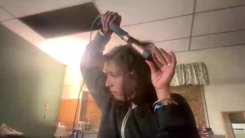 cece_vibez online show from October 14, 10:40 am