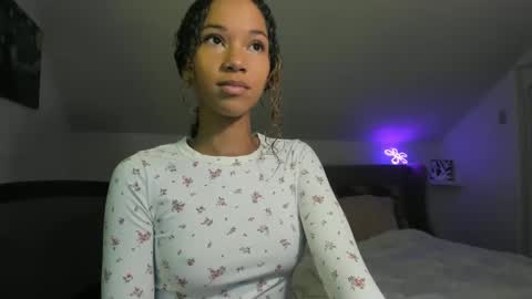 CEDAYA555 online show from December 4, 9:07 am