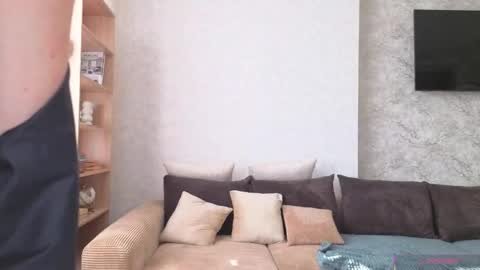 Josie Manesi online show from March 13, 6:47 am