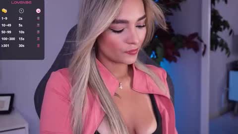 The girl of your eyes  online show from November 18, 7:59 pm