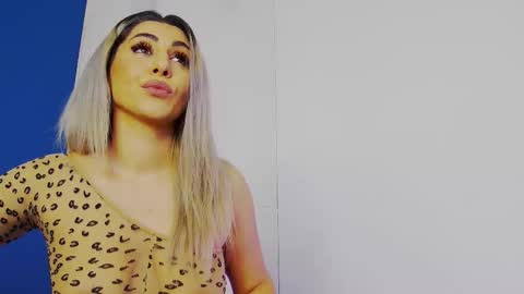 CelineMeyer online show from November 22, 6:49 am