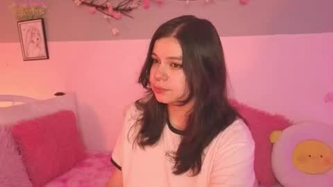 Hello guys my name is Sofi and Lizzie and  Vanessa online show from March 26, 2:14 am