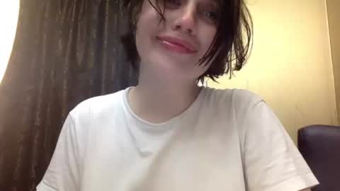 Eva online show from April 18, 6:54 pm