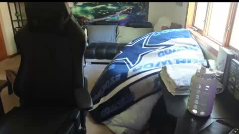 Marie online show from April 15, 2:50 pm