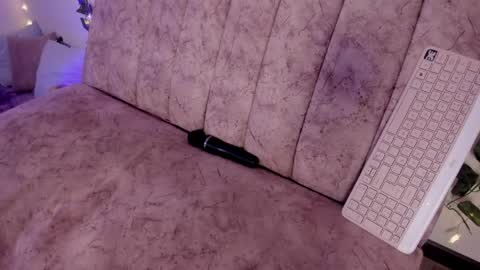 charlotte online show from April 18, 7:58 pm