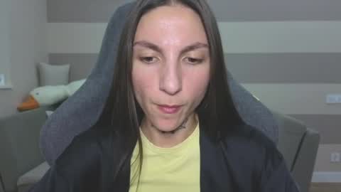 Kate online show from August 4, 12:00 pm