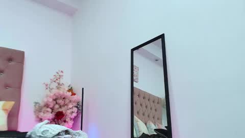 Charlotte Grey online show from February 23, 9:00 pm