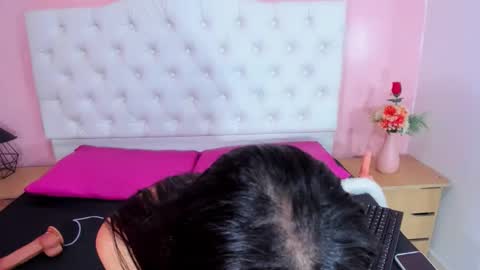 Chsnel  Rouse online show from April 15, 7:58 pm