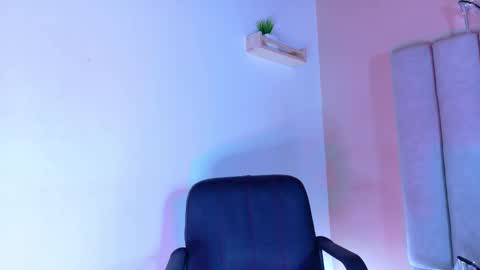 C H A N E L online show from October 27, 3:02 am