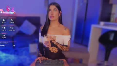  x online show from December 14, 1:44 am