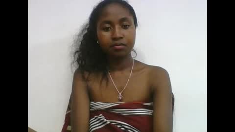 chantale483461 online show from April 18, 7:18 pm