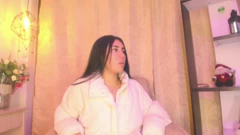 Chantall online show from December 24, 6:33 am